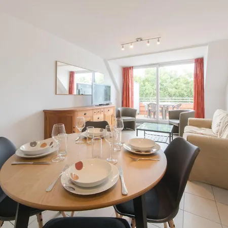 Tivoli 37 With Parking By Interhome